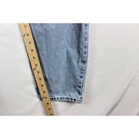 VTG Levi's 550 Relax fit Tapered Leg Light Blue Women's Jeans 22W - Picture 6 of 11